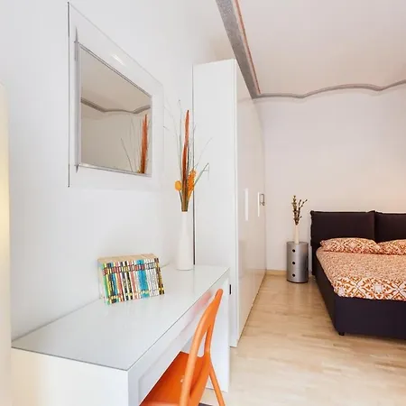 Pizza & Mandolino Apartment Rome